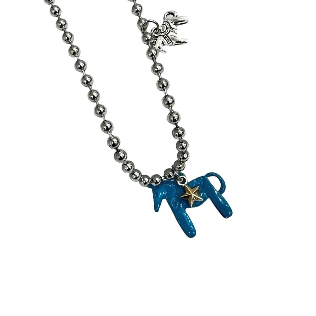 Elegant Foal Design Pendant Necklace Durable Alloy Jewelry For Women Daily Wear Gift Idea