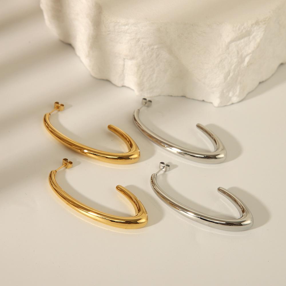 Niche Trendy Gold-Plated Hollow Stainless Steel C-Shaped European and American Stud Earrings