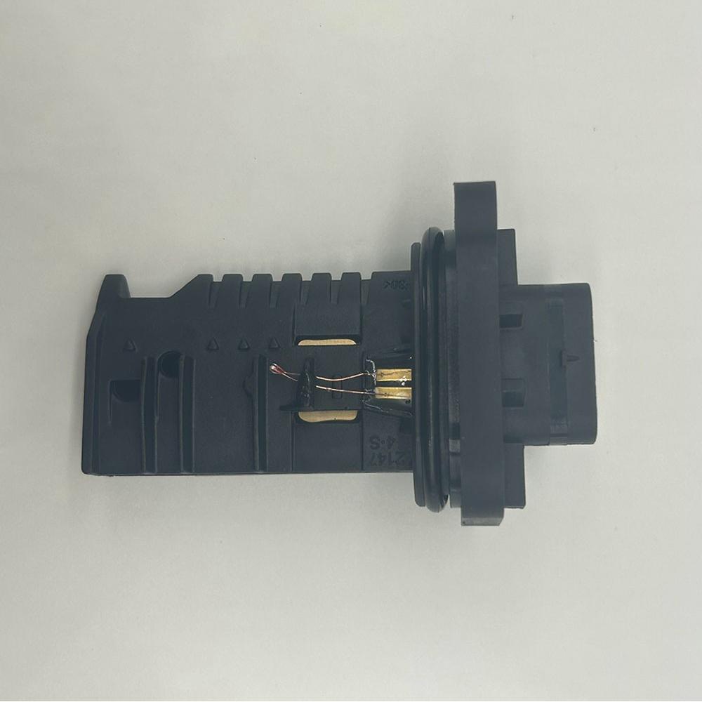 1× Mass Air Flow Meter MAF Sensor For BMW 1 2 3 4 5 Series X3 X5 Mini 0281006092