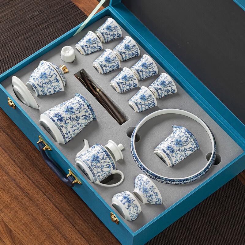 Hengsheng 16-Piece Blue & White Porcelain Kung Fu Tea Set