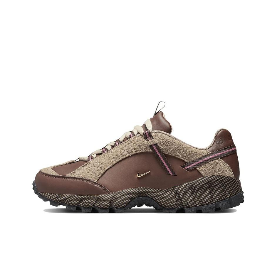 

Jacquemus x Nike Air Humara LX Ale Brown Gold (Women s)