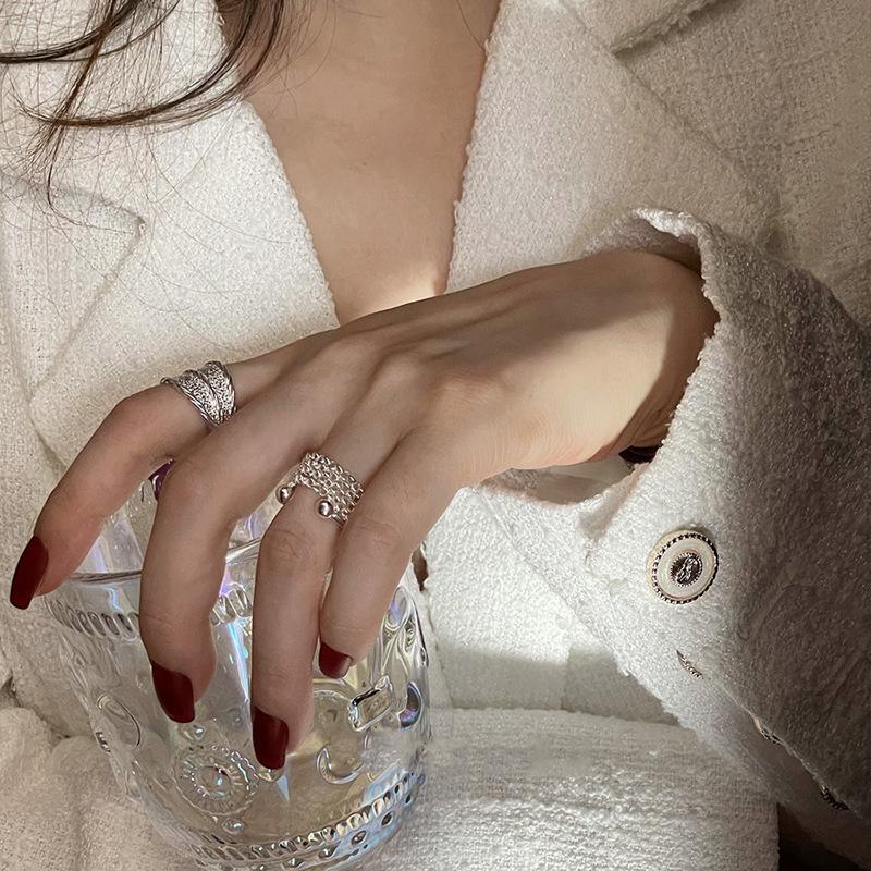Geometric Design Unique Copper Ring With Pleated Texture Perfect For Womens Fashion