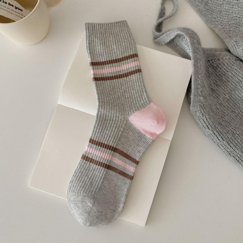 Autumn and Winter Micro-pressure Boneless Double-yarn Color-blocked Striped Socks, Pure Cotton Girls' School Style Comfortable Anti-pilling Pile Socks