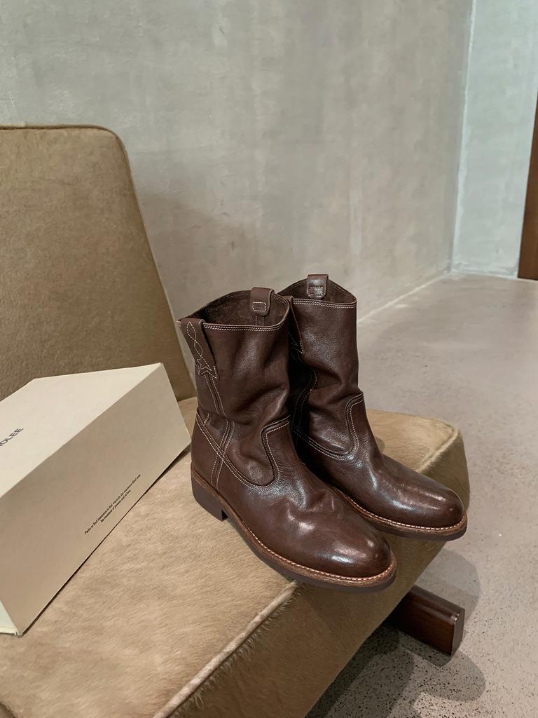 Sheepskin~ V-mouth Western Cowboy Boots Women's Autumn and Winter Maillard Thin Boots Thick Heel Medium Tube Desert Boots Locomotive Short Boots