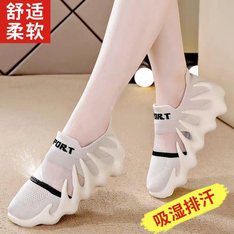 2025 new mesh shoes women's octopus socks fly-woven soft-soled casual sports shoes mesh breathable running coconut shoes