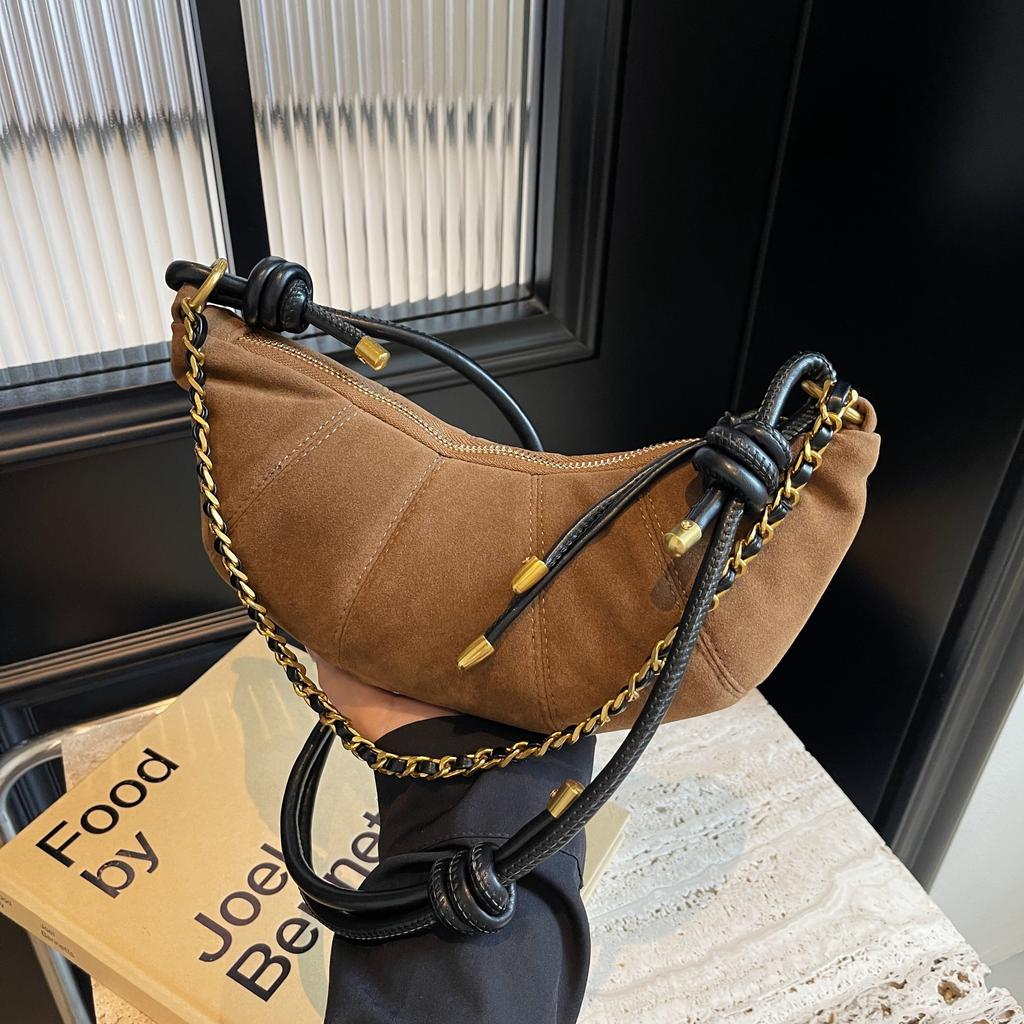 Advanced Retro Niche Frosted Bag for Women New Autumn and Winter Fashion Crossbody Cow Horn Bag Casual Dumpling Bag