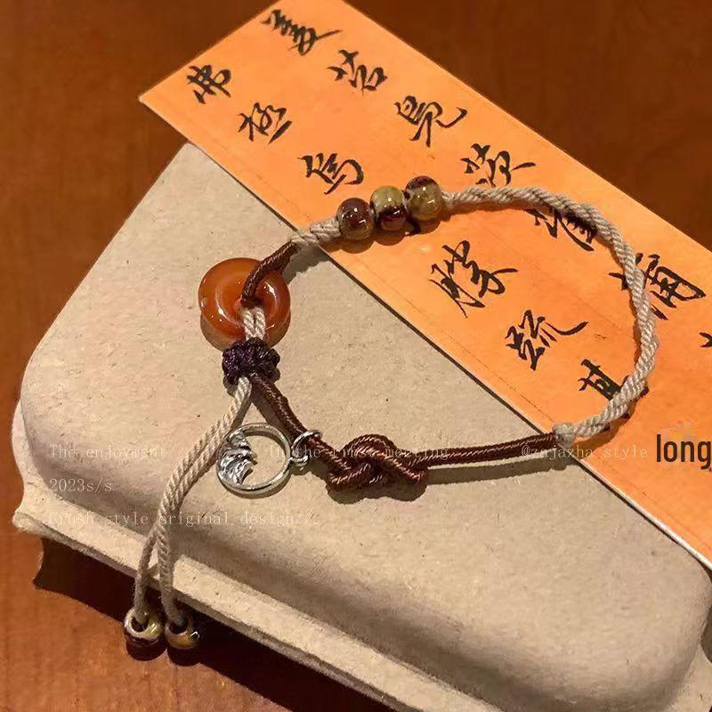 

Вэньвань Цзярен: Новый женский браслет из бамбукового лотоса 2024 года — классный плетеный ретро-дизайн в национальном стиле