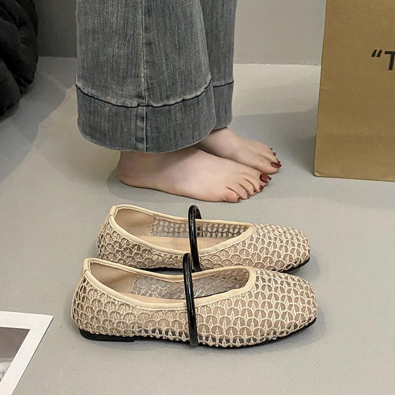 Single Shoes Women's Summer 2025 New Hollow Woven Breathable Fishing Net Gauze Flat Bottom Shallow Mouth French Mary Jane Sandals
