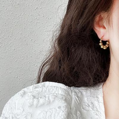 Metal Smooth Round Pendant, Ear Buckle, European and American Retro Simple Fashion Earrings, Light Luxury High-end Earrings, Women