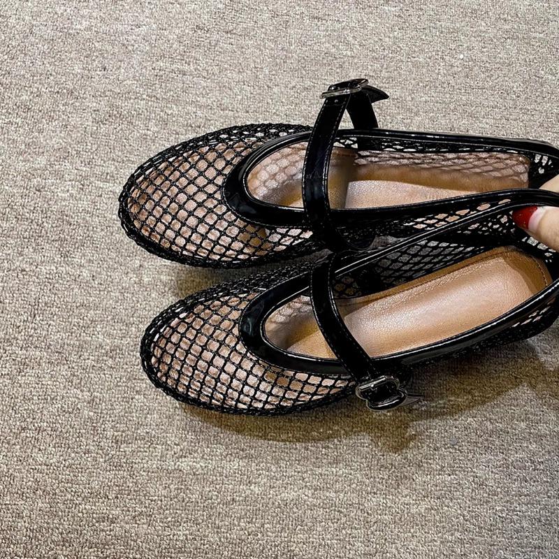 Fashion Summer Mesh Hollow Sandals Women Flats Sandals 2024 Female Comfort Walking Shoes