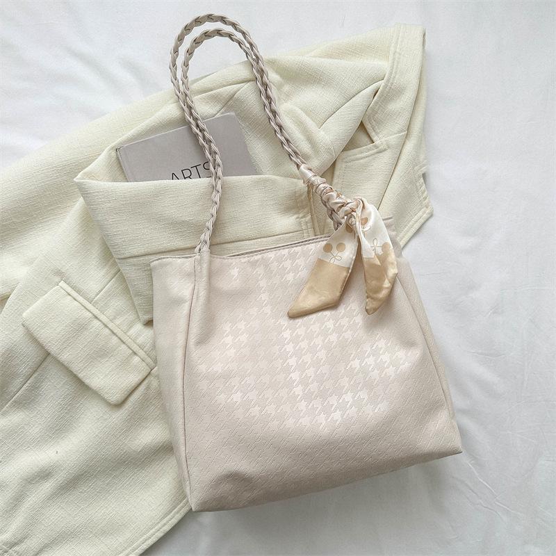 Large-capacity Bag Women's 2025 Summer New Korean Version Fashion Shoulder Armpit Bag Casual Versatile Commuter Tote Bag