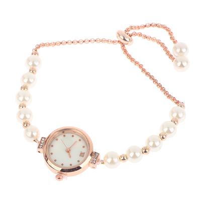 Perlenarmbanduhr für Damen Quarzwerk Verstellbares Perlenarmband mit Perlmuttzifferblatt