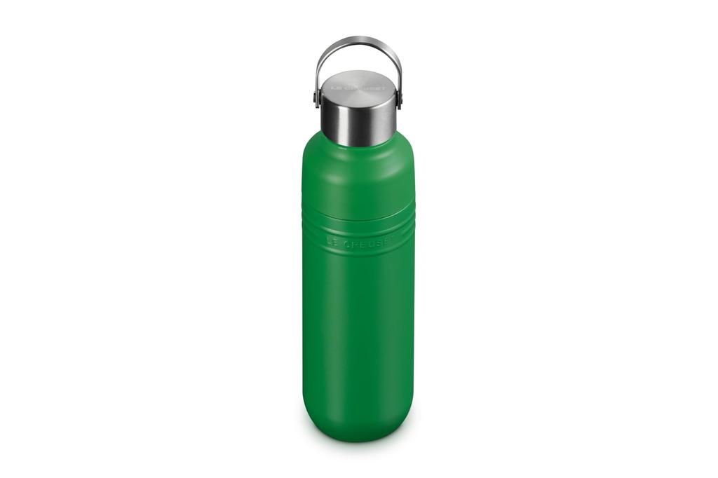 [Red Dot Design Award 2025 Winner] Le Creuset Water Bottle, 500ml, Bamboo Green, Stainless Steel, Vacuum Insulated, Keeps Drinks Hot or Cold, Wide