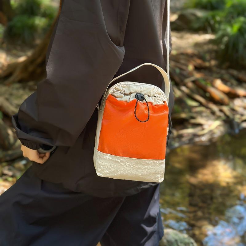 Outdoor Portable Multifunctional Hand Carry Water Cup Bag Lightweight Crossbody Mobile Phone Bag Leisure Travel Shoulder Bag