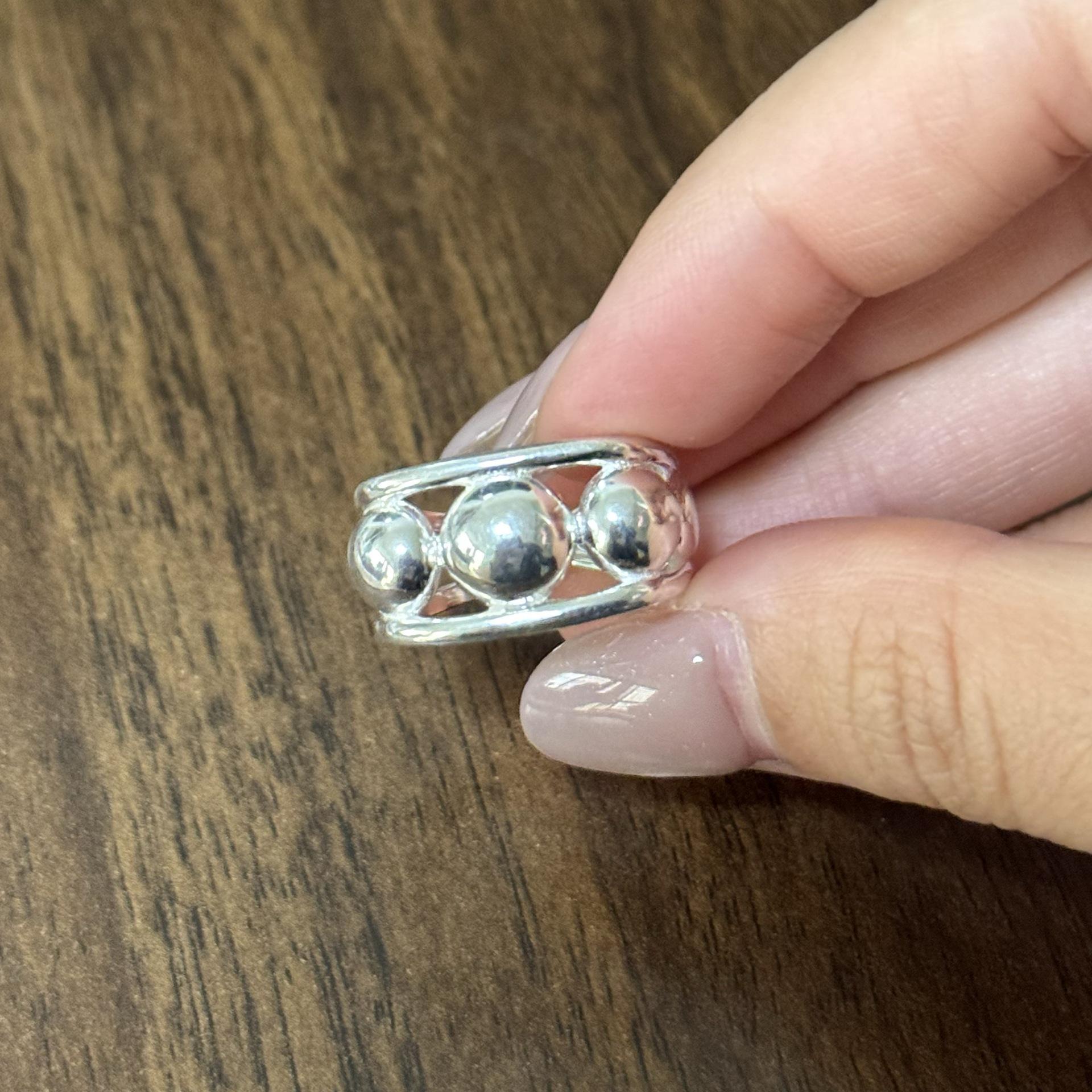 

Retro Beaded Openwork Ring - Women s Fashion Statement, Heavy Design, Adjustable Finger Ring, Niche Ins Style. Adjustable Open