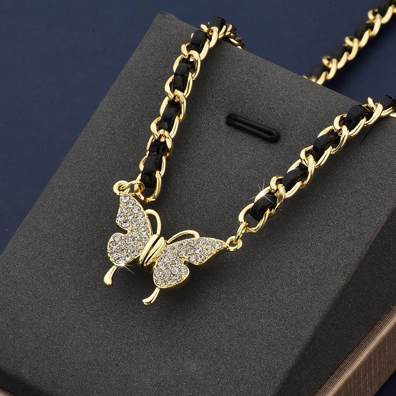 

Легкая роскошная высококачественная инкрустированная бриллиантами магнитная присоска Love ожерелье Персонализированная и модная женская тканая цепочка на ключицу 38cm