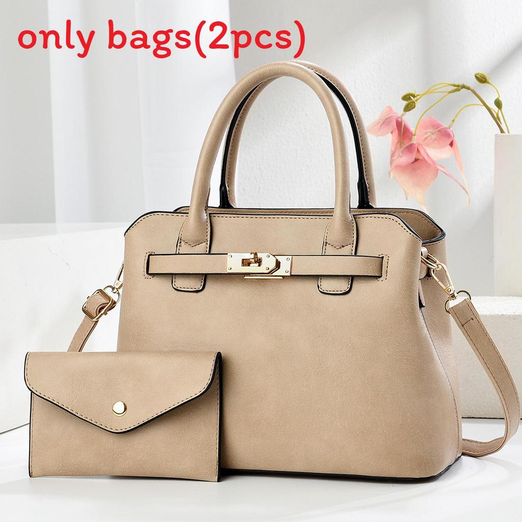 Pu Large Capacity Bucket Bag For Women With Lock Closure And Inner Pocket