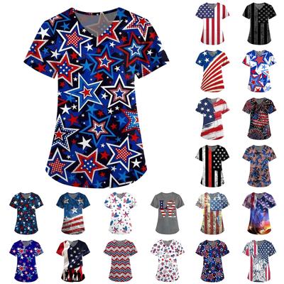 Top de cuidador con bolsillo estampado del Día de la Independencia de manga corta con cuello en V para mujer