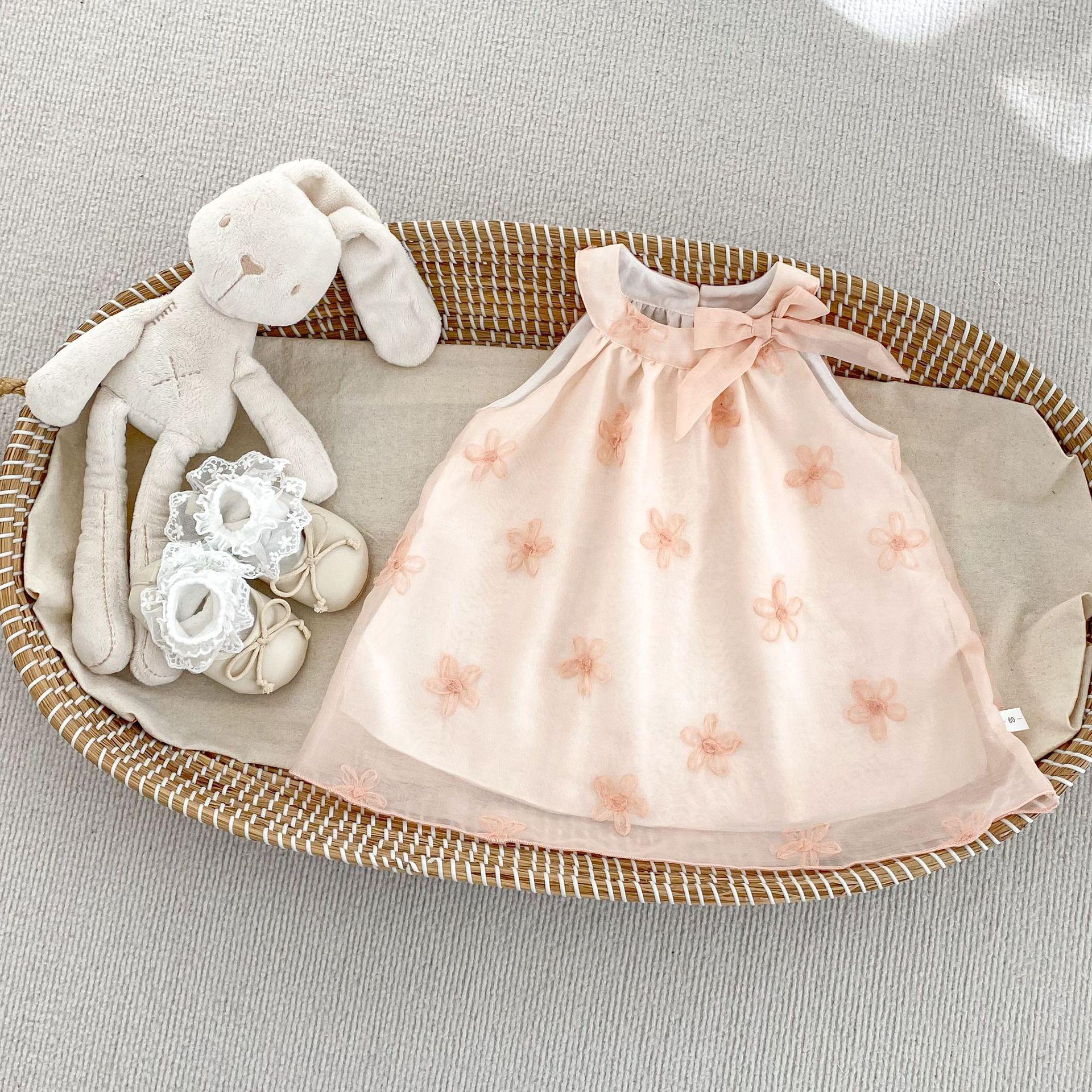 Girls Sleeveless Summer Dress with Lace Embroidery and Bow Tulle Princess Gown 73