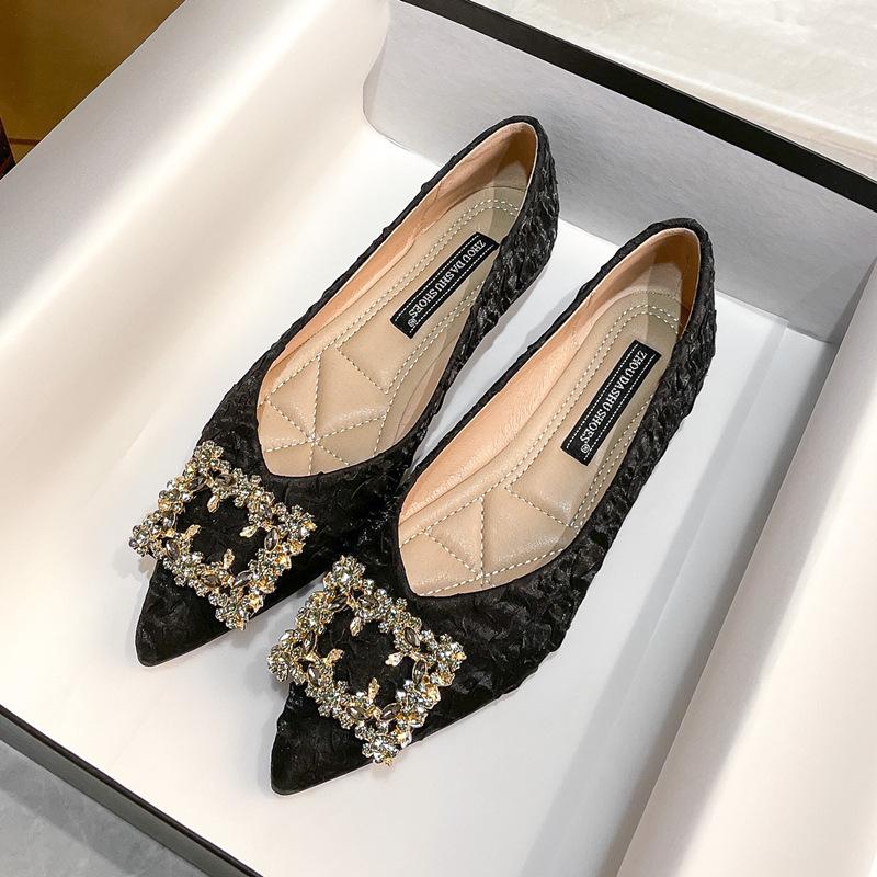 Pointed flat shoes women's versatile 2025 new spring and summer evening evening gentle shoes lady single shoes large size 41-43