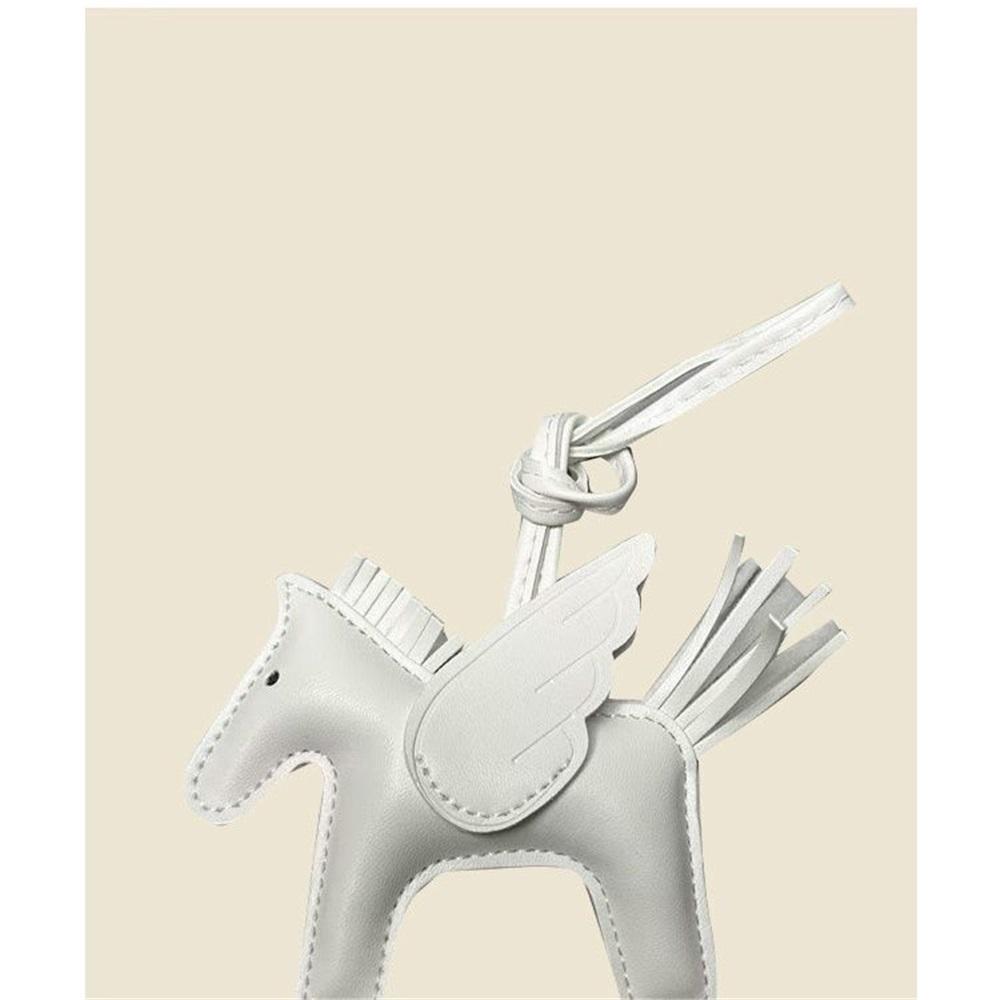 

Little Pegasus Bag Charm Car Keychain Pendant Key Ring Accessory Creative Cute Backpack Charm Gift белый