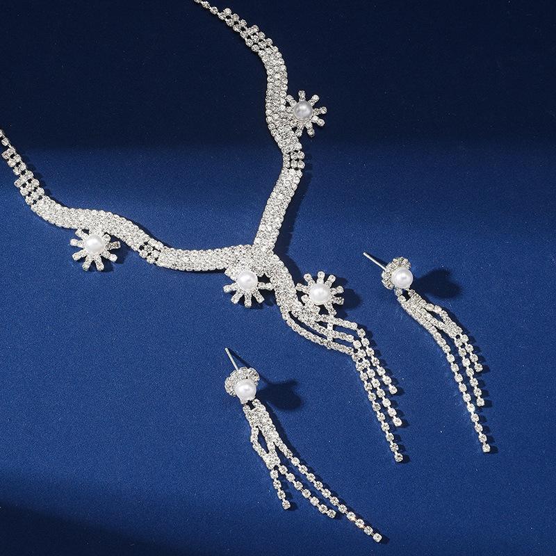 Gioielli Moda Sposa Catena Artiglio Strass Perla Delicata Collana Orecchini Combinazione Catena a Due Pezzi