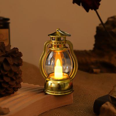 Lámpara de aceite pequeña retro para decoración navideña, lámpara pequeña con forma de caballo para regalo de Navidad, adornos creativos para la decoración del ambiente del bar.