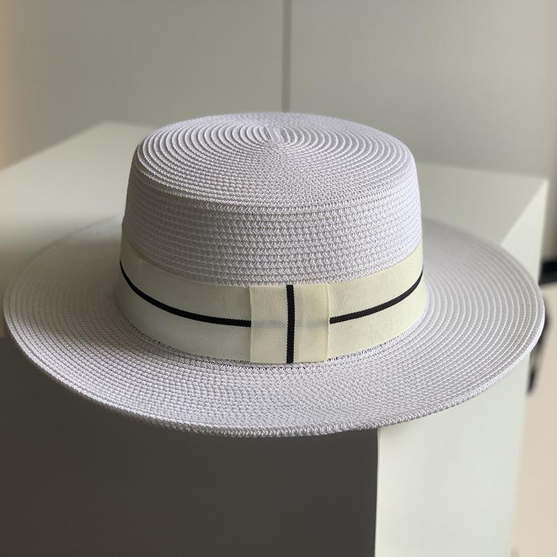 Miss Fashionable and Elegant Sun Hat Sun Protection Flat Top Straw Hat Women's Simple Temperament White Flat Brim Top Hat French