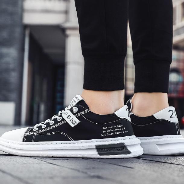 Pantofi de vară la modă din pânză de mătase rece, respirabili, pentru bărbați, pantofi din pânză cu uscare rapidă, pantofi de plajă faimoși pentru bărbați, pentru condus leneș