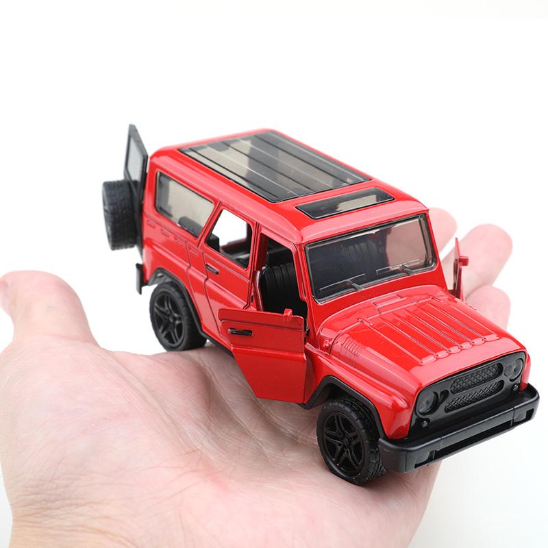 (Eingetütet) Retro-Stil Uaz Legierung Rückzieher Auto im Maßstab 1/36, Druckgussmetall, Spielzeug für Jungen, Nostalgisches Ornament