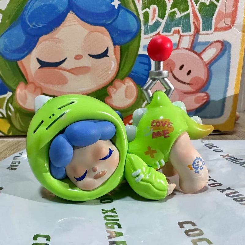 Today, Xiao Que Is Fortunate To Be A Dream Collector, Giving Gifts, Ornaments, Figurines, Toys, And Figurines