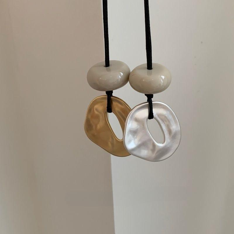 Unique Design Irregular Hollow Matte Color Oval Stone Pendant Necklaces for Women Adjustable Rope Chain Chokers Jewelry