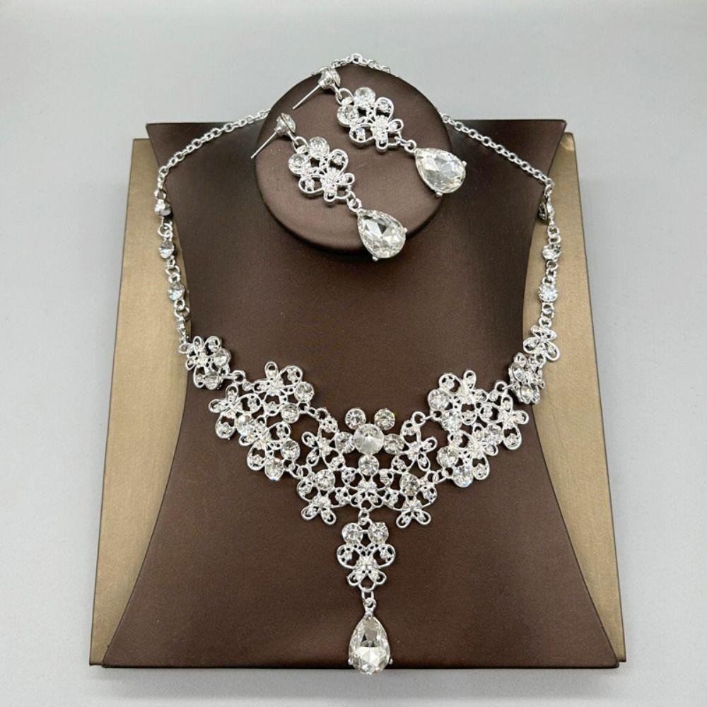 Übertreibenes Strassschmuckset Kristall Damenschmuck Modeschmuck Ohrringe Halskette Set Geschenk