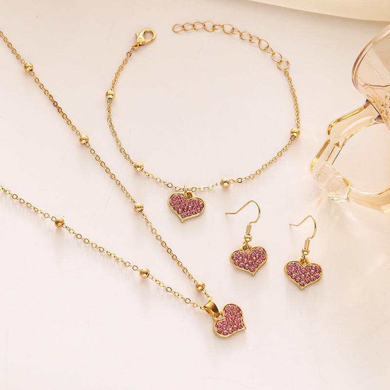 

Элегантный комплект украшений в виде ожерелья Love: Европейский, американский и ближневосточный стиль - комплект из 3 предметов Bride s Luxury Heart 3-piece set CK0464 золотой