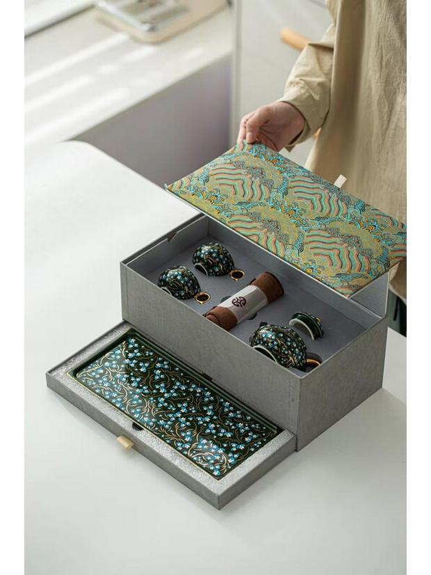 Изумрудно-зеленый китайский керамический чайный сервиз