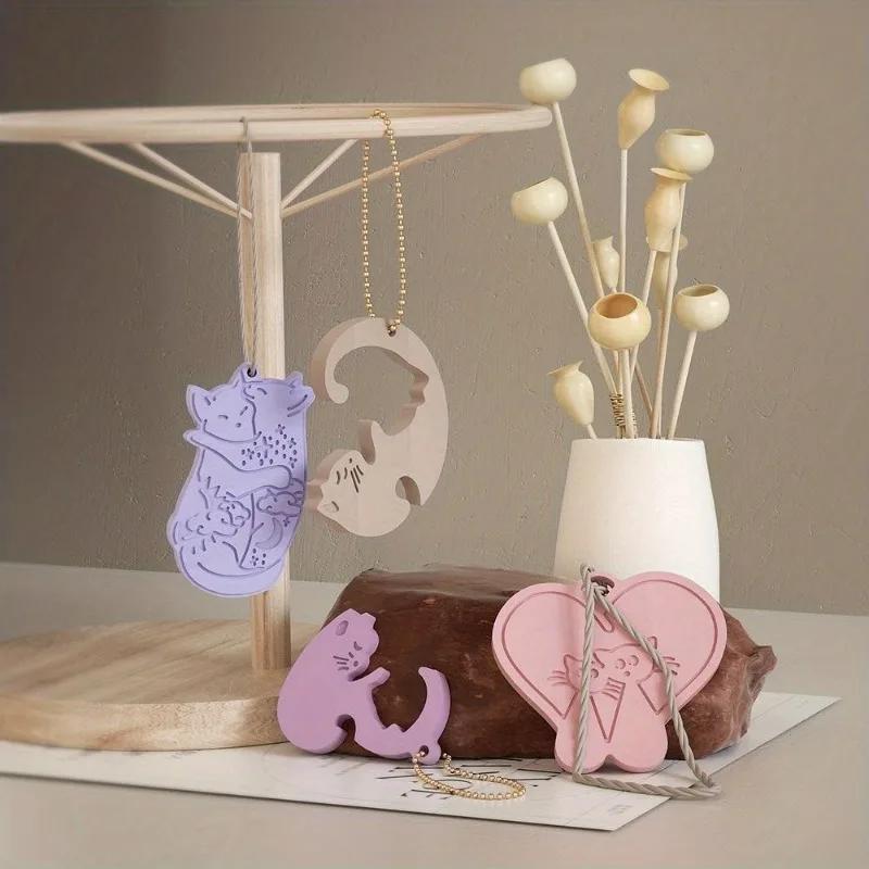 Crystal Dropper DIY Resin Cat Pendant Hanging Aromatherapy Couple Kitten Keychain Silicone Mold