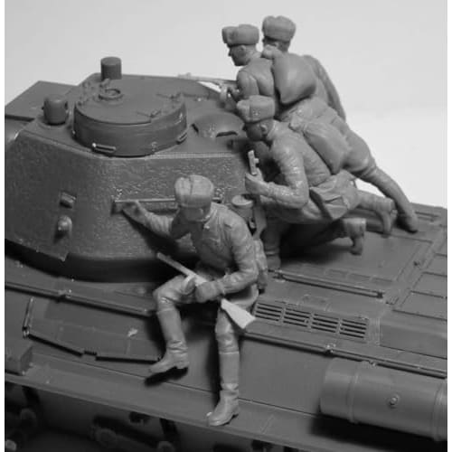 ICM 1/35 Scale Soviet Army T-34/76 Tank-Mounted Infantryman with 4 Figures Plastic Model Kit 35368