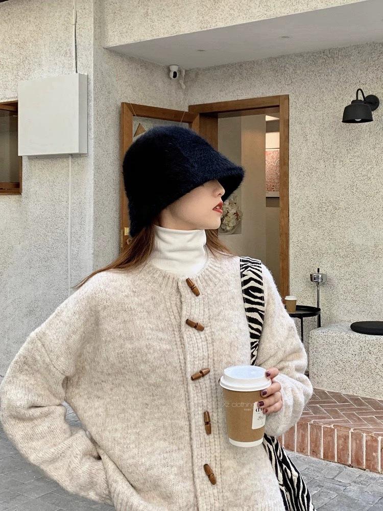 Round Neck Toggle Closure Casual Women's Knit Cardigan Sweater for Autumn/Winter