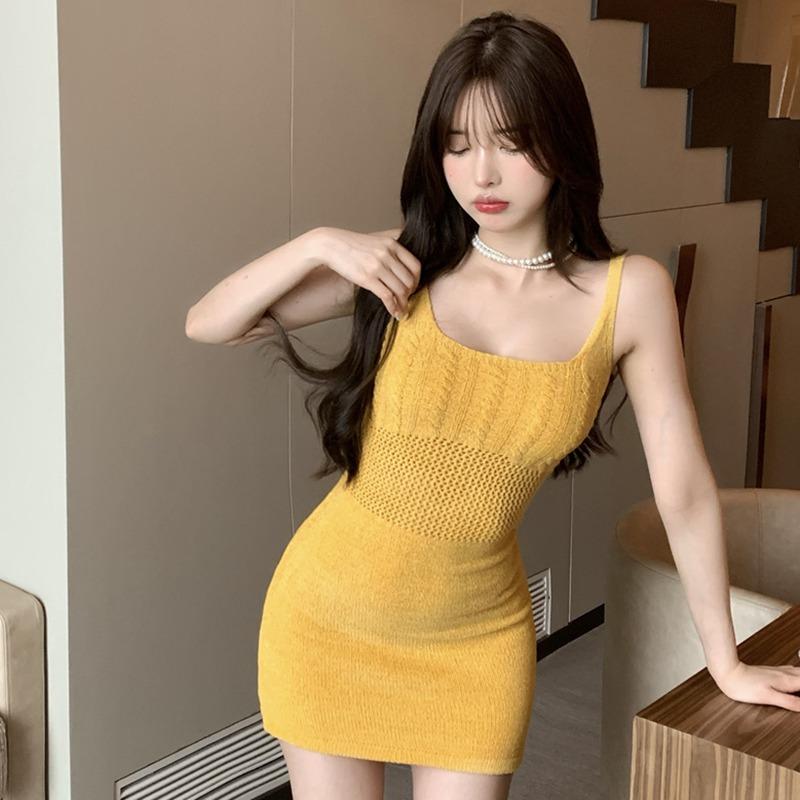 Dámské šaty Čtvercový výstřih Průstřihy Slim