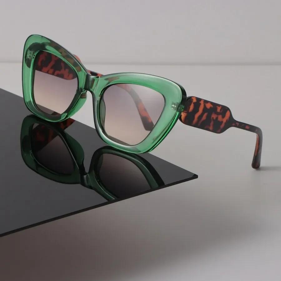 Retro Square Sunglasses Women Men Vintage Sun Glasses Female Male Fashion Black Ladies