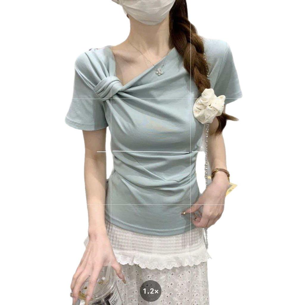 Sweet short-sleeved T-shirt for women's summer new Korean design straps for girls to wear slim-fitting bottoming shirt