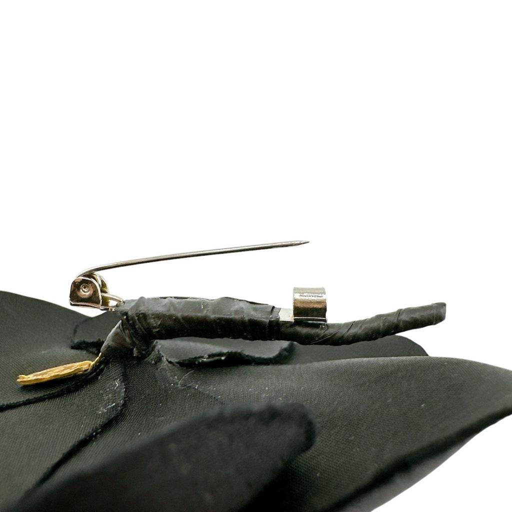 Chanel Camelia Brooch  Black Women Used