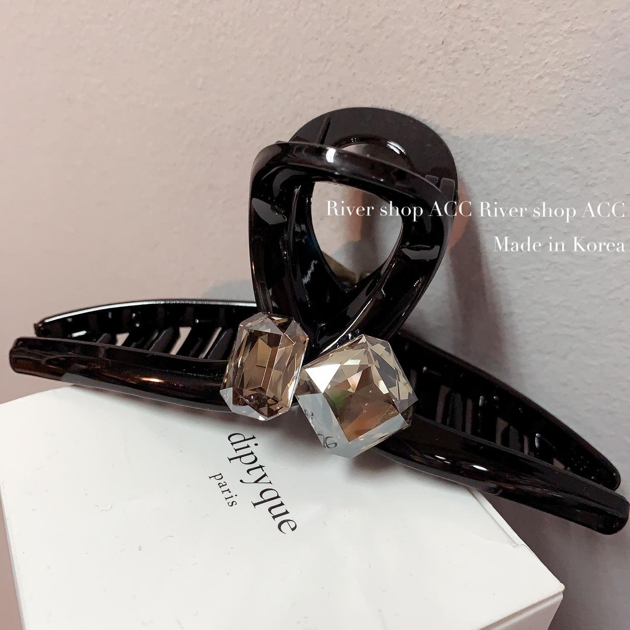 Vintage Tortoiseshell Medium Shark Hair Claw Elegant Women Back Head Half Updo Hair Clip Fashion Daily Hair Accessories Black Gripper