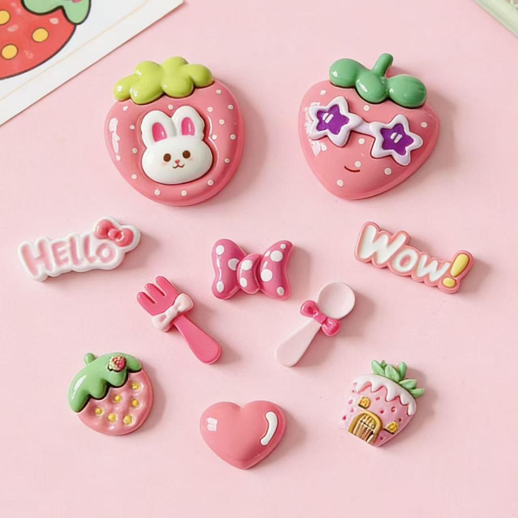 Set di Pinze per Capelli, Portachiavi e Charms per Crocs in Resina Fai da Te Fragola Rosa