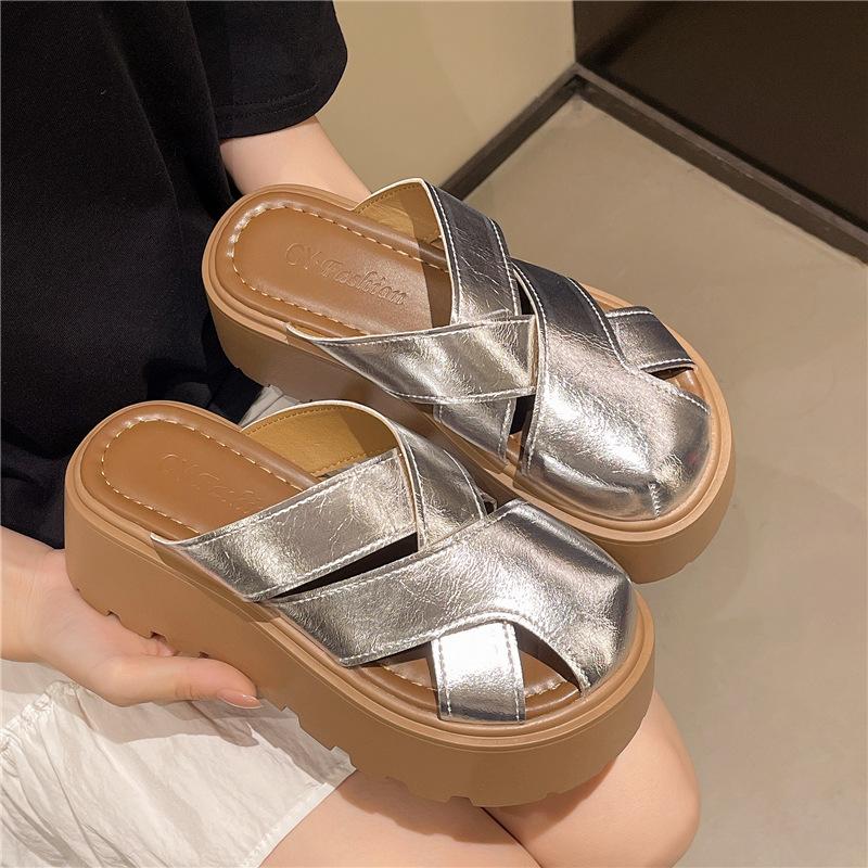 Baotou Half Slippers Women's Summer Outer Wear Fashion 2025 New Popular Versatile Thick-bottomed Muffin Heightening Casual Sandals