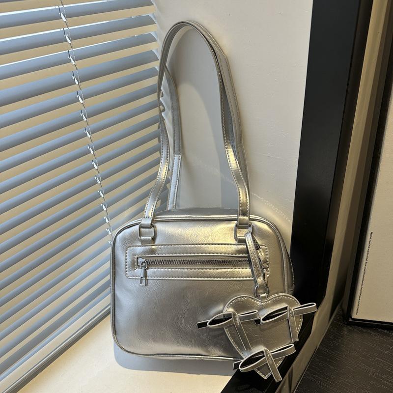 

Premium foreign style small bag women s 2025 new fashion versatile shoulder underarm bag commuter small square bag