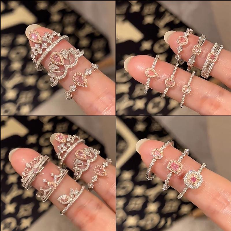 Elegant & Versatile Women's Sparkly Diamond Ring - Sweet, Cool, and Fashionable