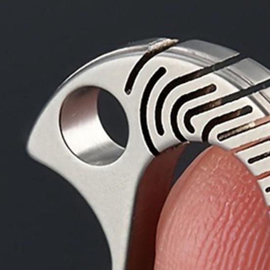 Flasköppnare Guld fiskform Titanlegering Lättviktig Bärbar Nyckelring Utomhusresor Öl Läsk Kapsyler Flasköppnare