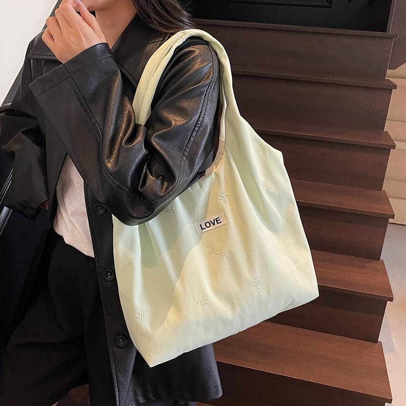 Women's Tote Bag Large Capacity Underarm Bag Bow Embroidery Shoulder Bag