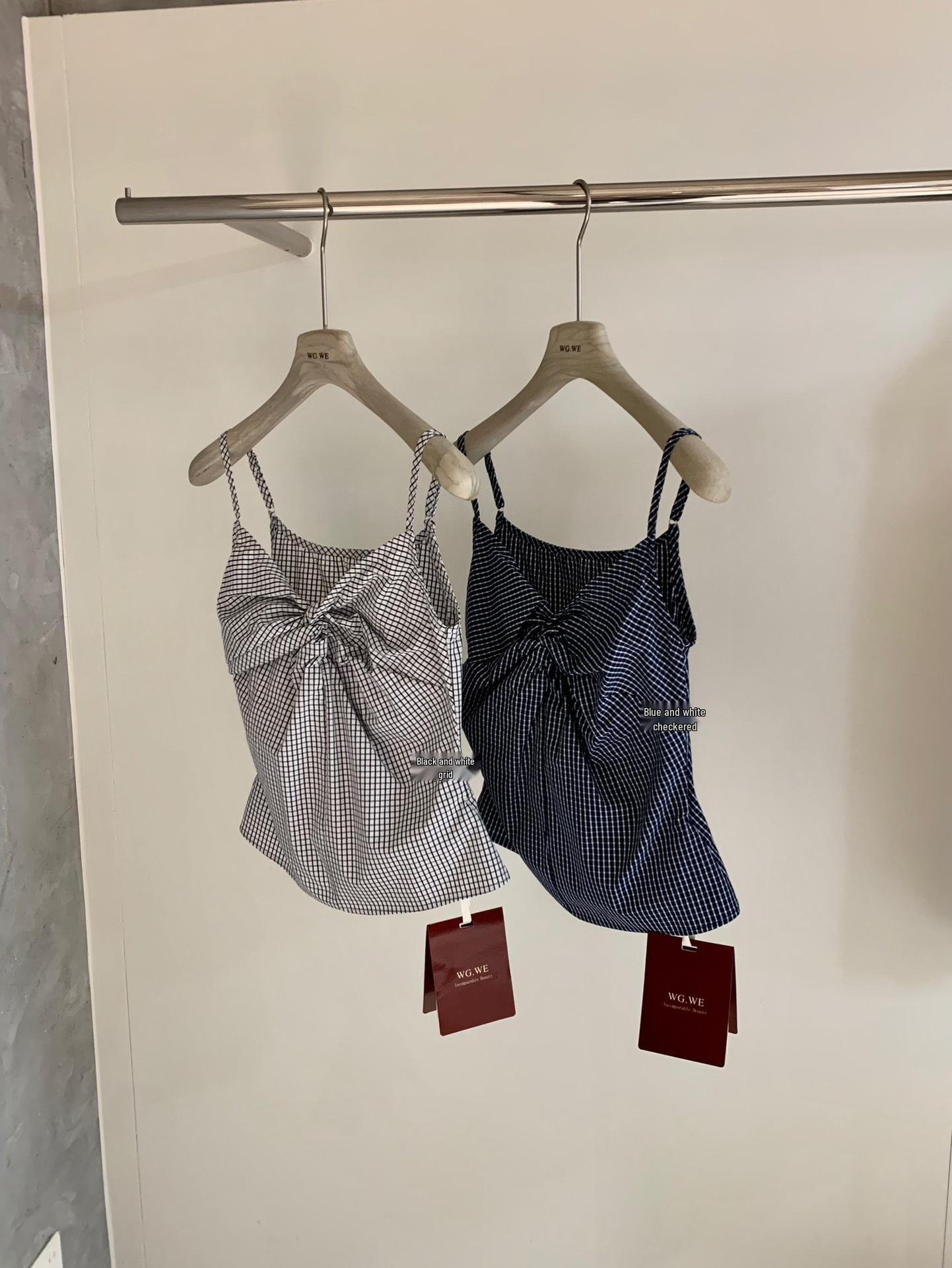 Women s Summer Plaid V-neck Camisole with Bow Detail Medium